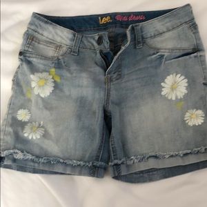 Girls Lee jean shorts sz 14